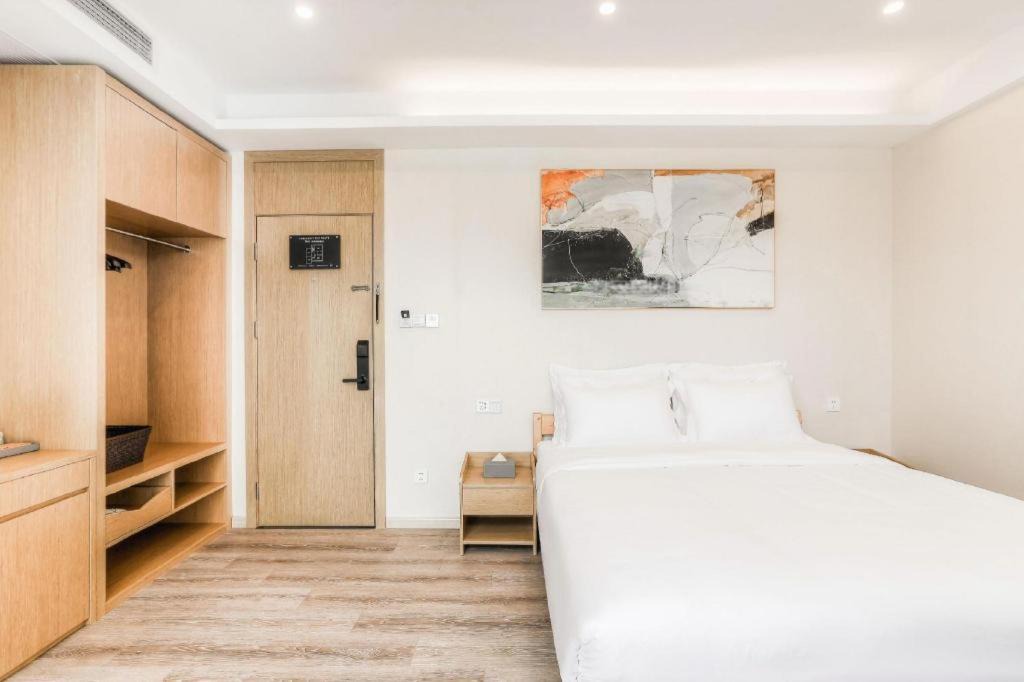 Photo of Bedroom in Dong Hu Lake