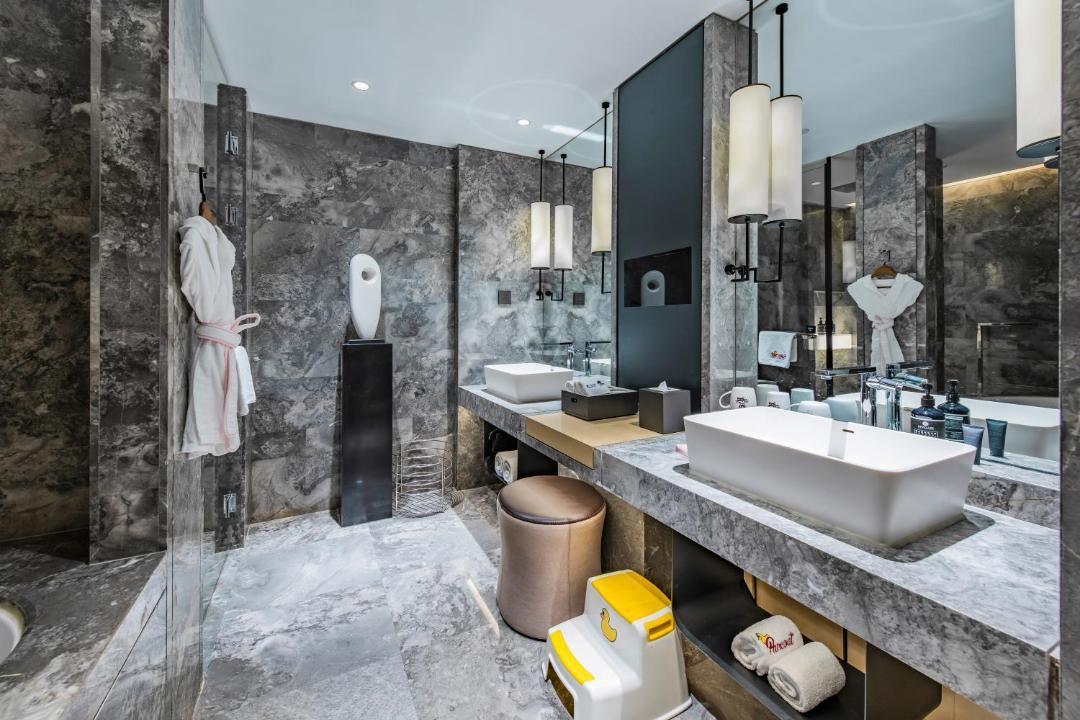 Photo of Bathroom in Downtown Hangzhou