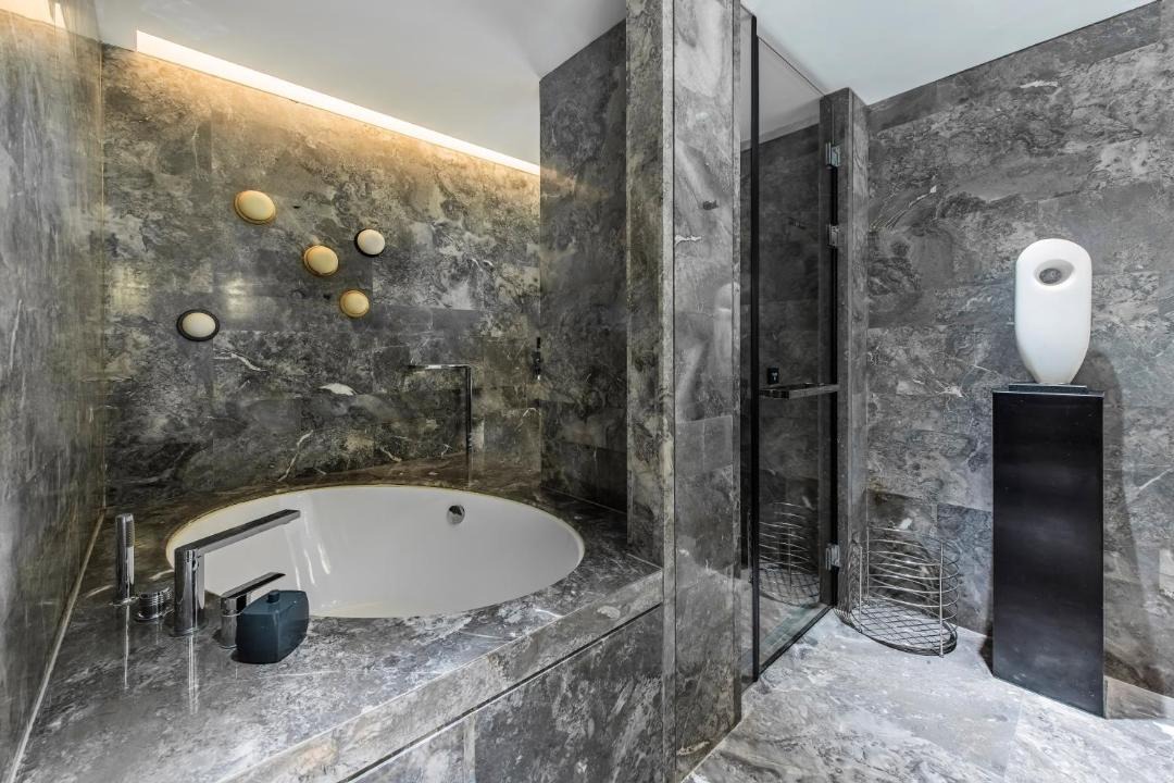 Photo of Bathroom in Downtown Hangzhou