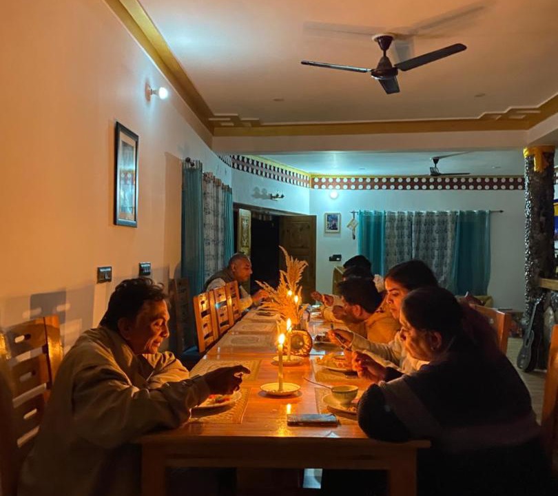 Photo of Others in Hundur