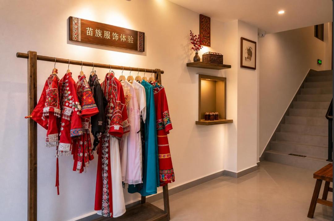 Photo of Others in Fenghuang
