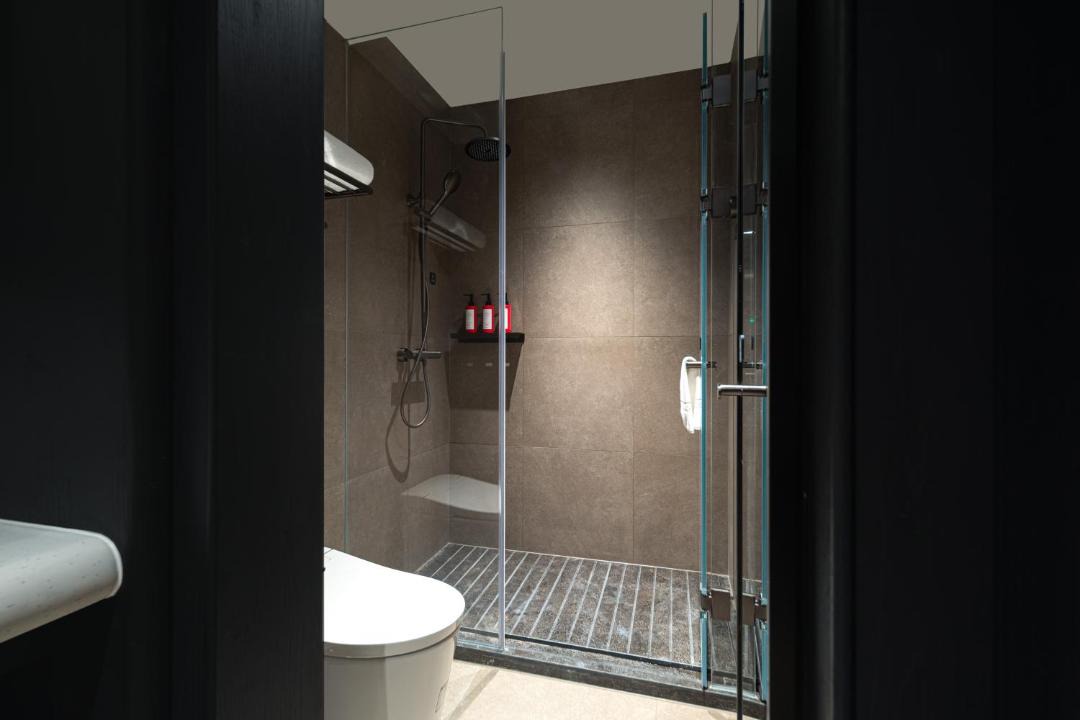 Photo of Bathroom in Haining Road
