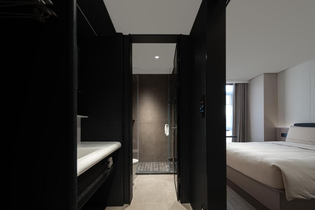 Photo of Bedroom in Haining Road