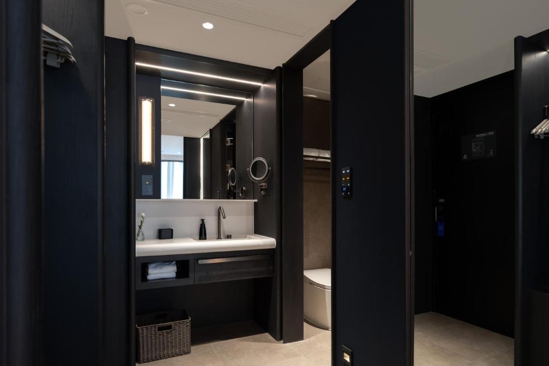 Photo of Bathroom in Haining Road