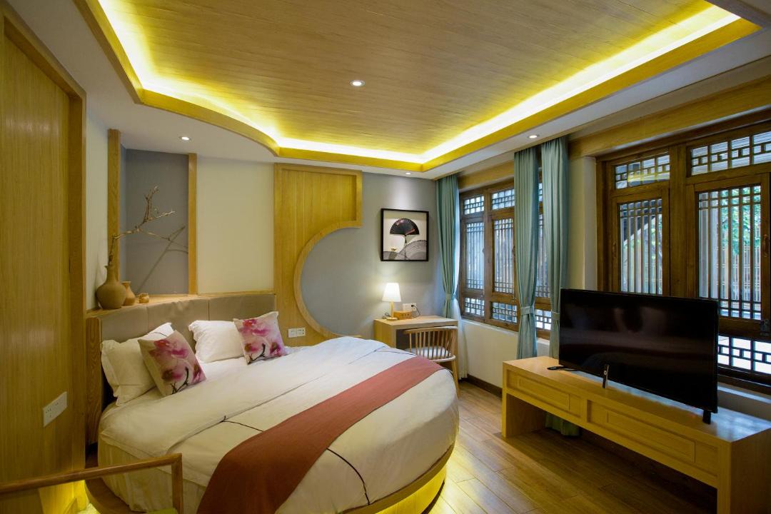 Photo of Bedroom in Dayan Old Town