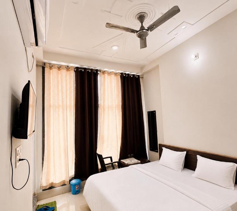 Photo of Bedroom in Karauli