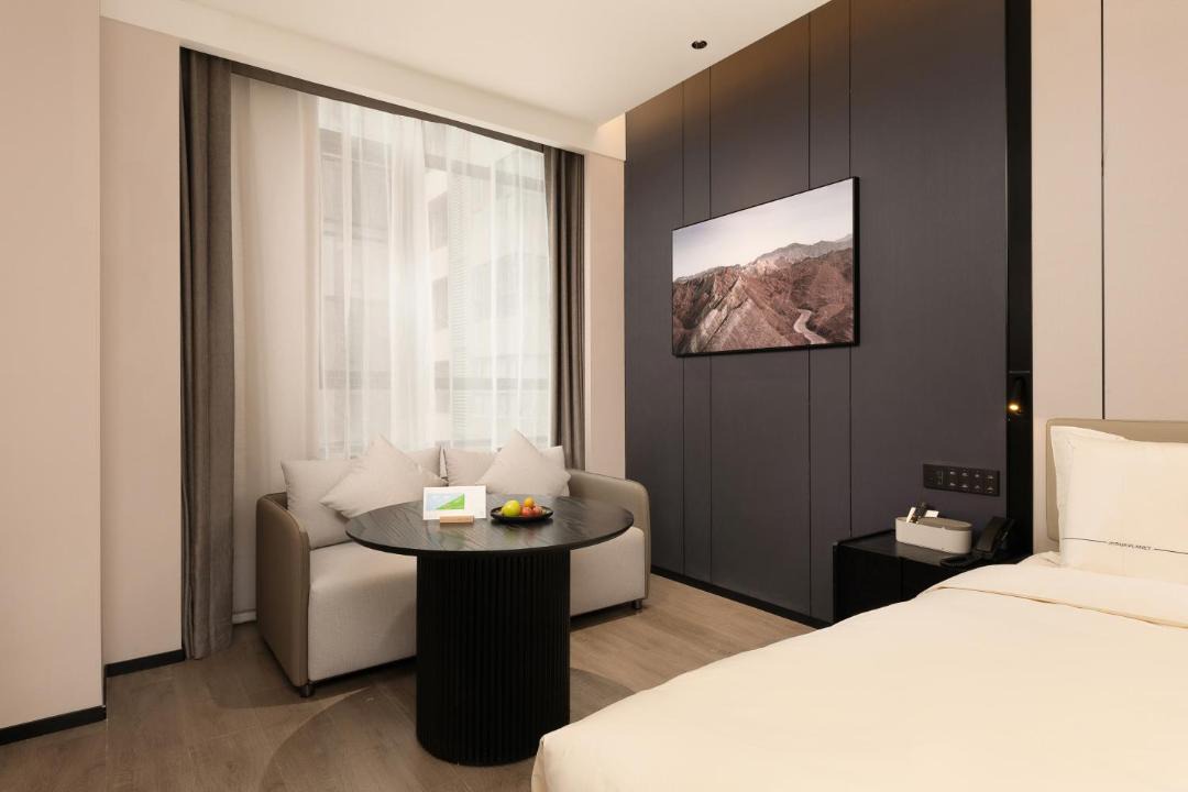 Photo of Bedroom in Weiyang