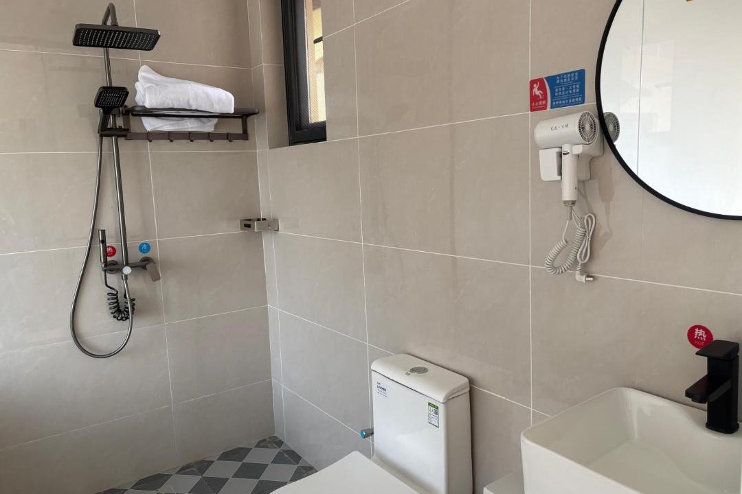 Photo of Bathroom in Yulong