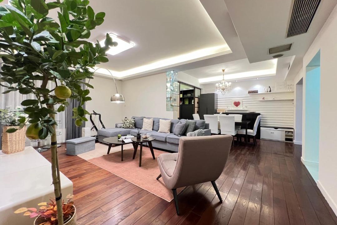 Photo of Livingroom in Changshou Road