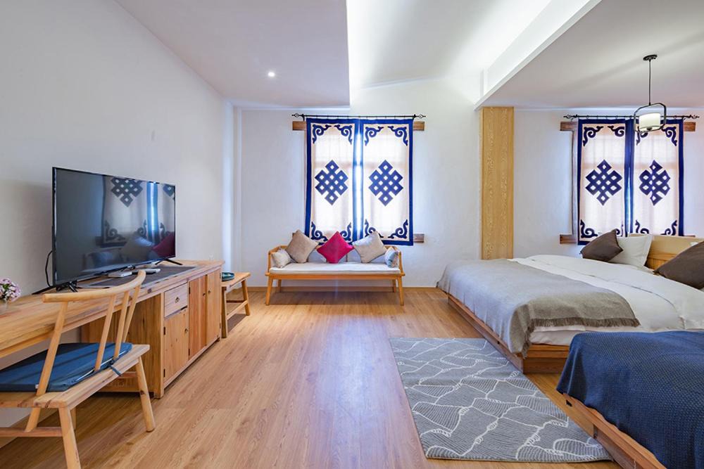 Photo of Bedroom in Shangri-La