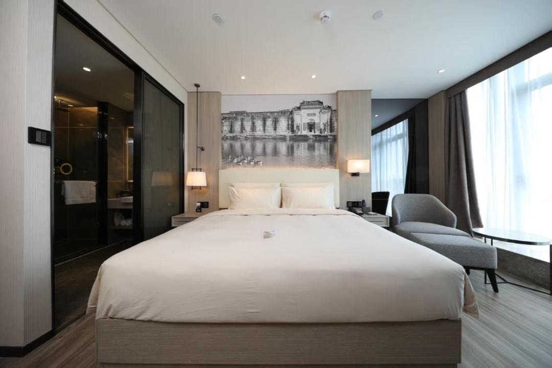 Photo of Bedroom in Longhua District