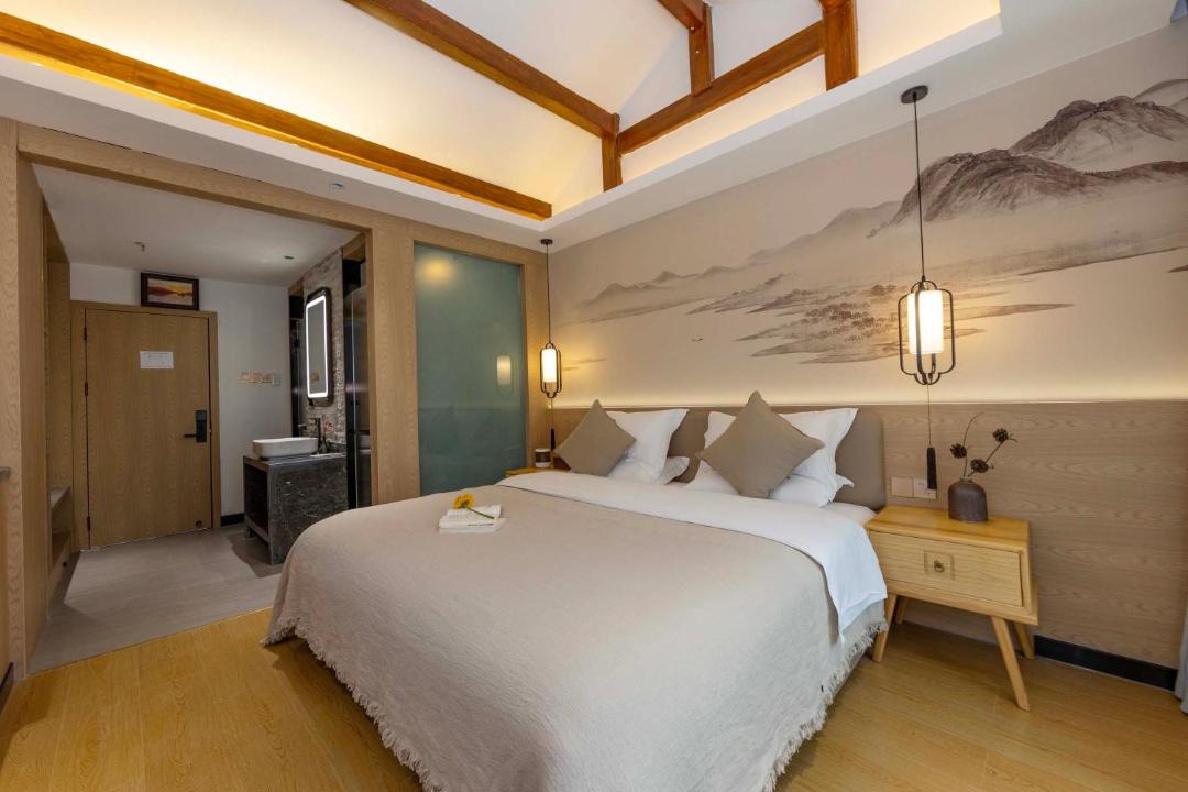 Photo of Bedroom in Dayan Old Town