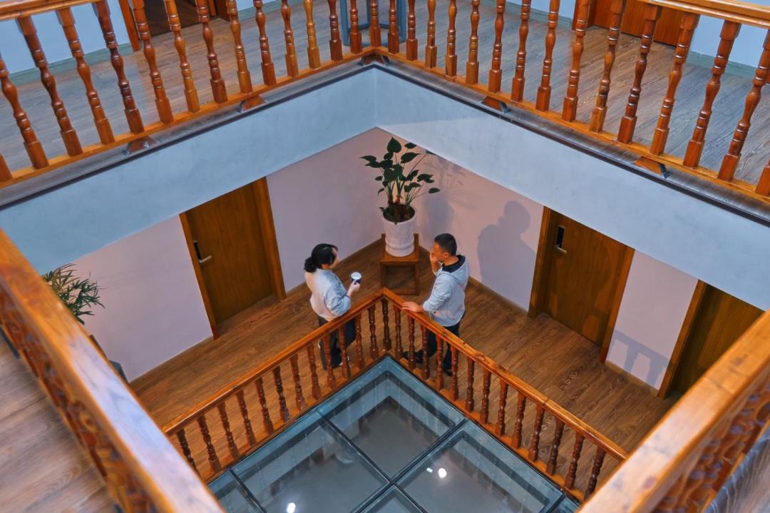 Photo of Others in Fenghuang
