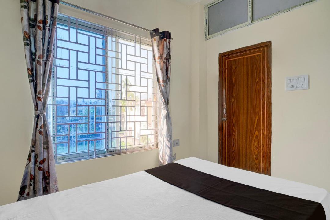 Photo of Bedroom in Sualkuchi