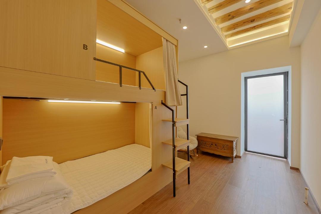 Photo of Bedroom in Shangri-La