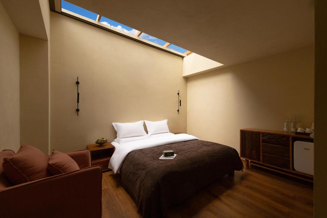 Photo of Bedroom in Shangri-La