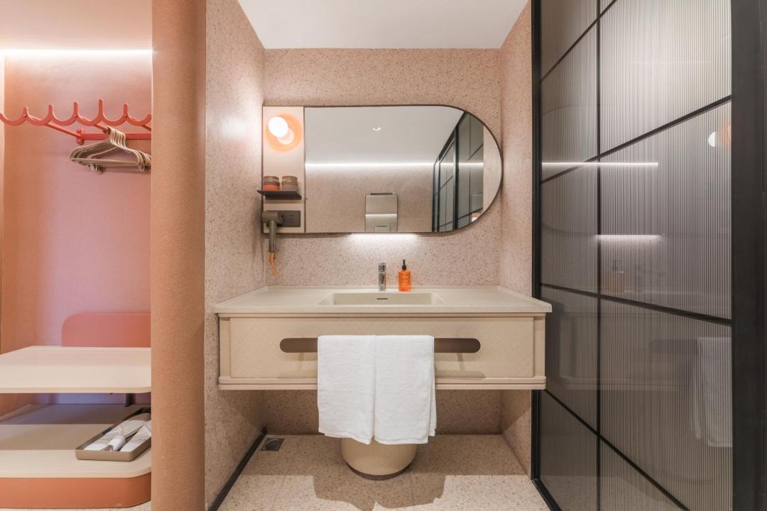 Photo of Bathroom in Qiongshan