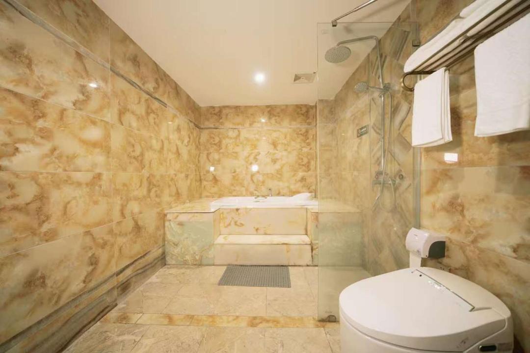 Photo of Bathroom in Fenghuang