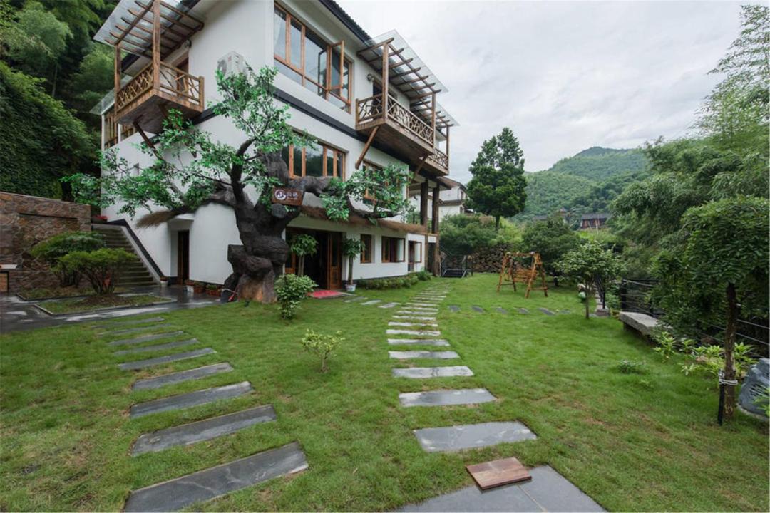Photo of Buildings in Moganshan