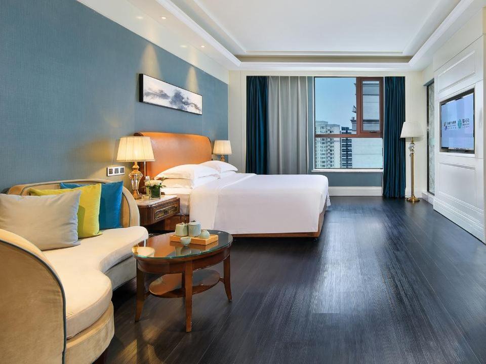 Photo of Bedroom in Weiyang