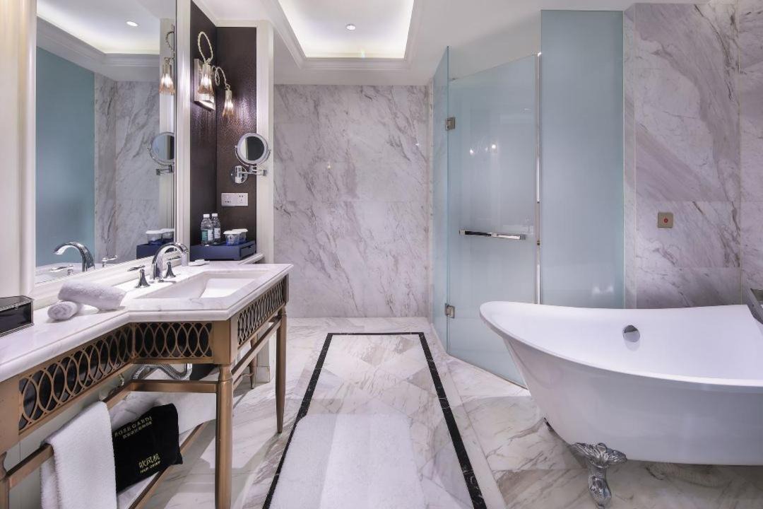Photo of Bathroom in Weiyang