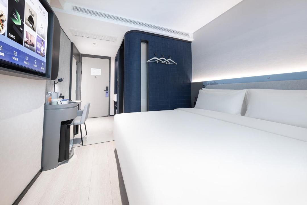 Photo of Bedroom in Xuan Wu