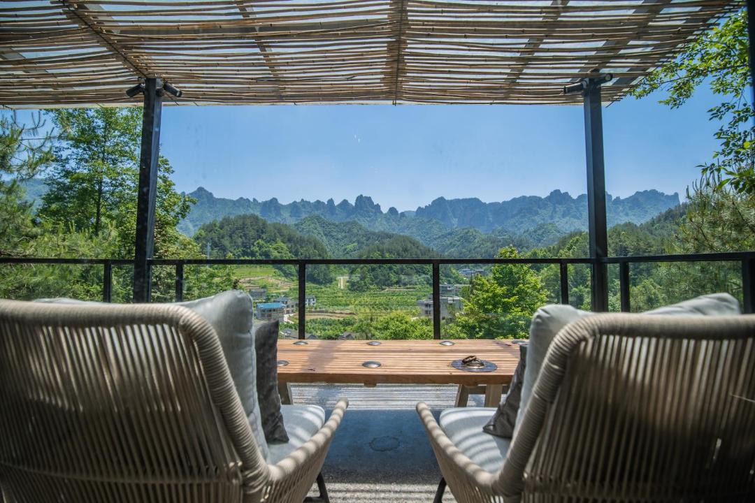 Photo of Patio Balcony in Wulingyuan