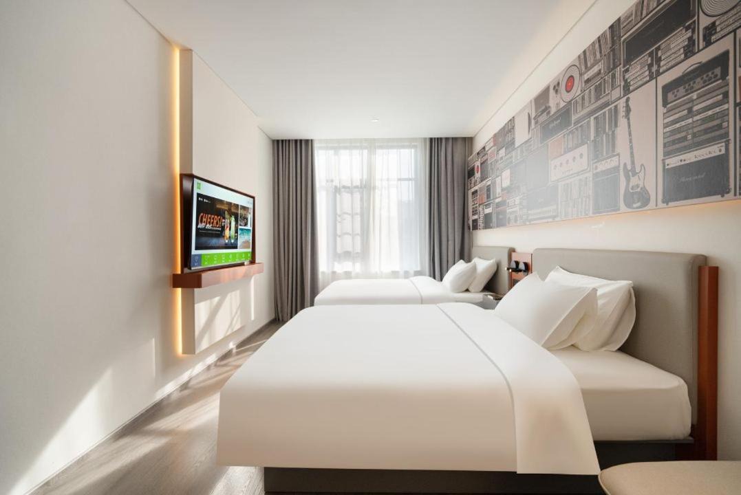 Photo of Bedroom in Jinghong