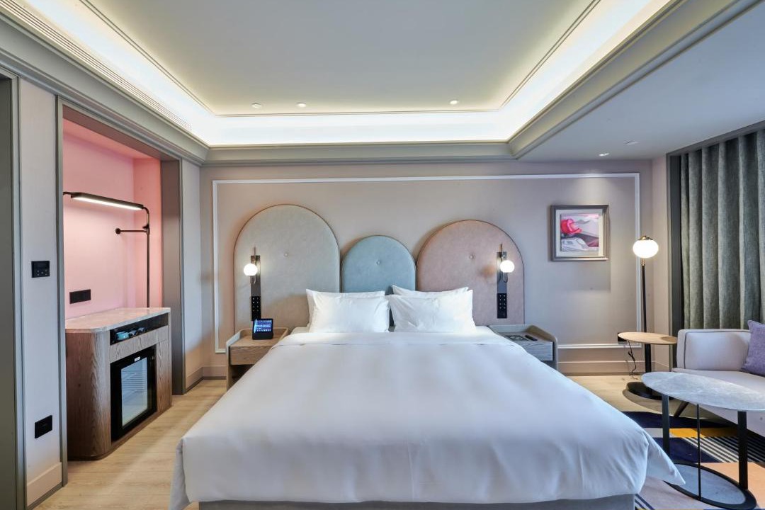 Photo of Bedroom in West Station District