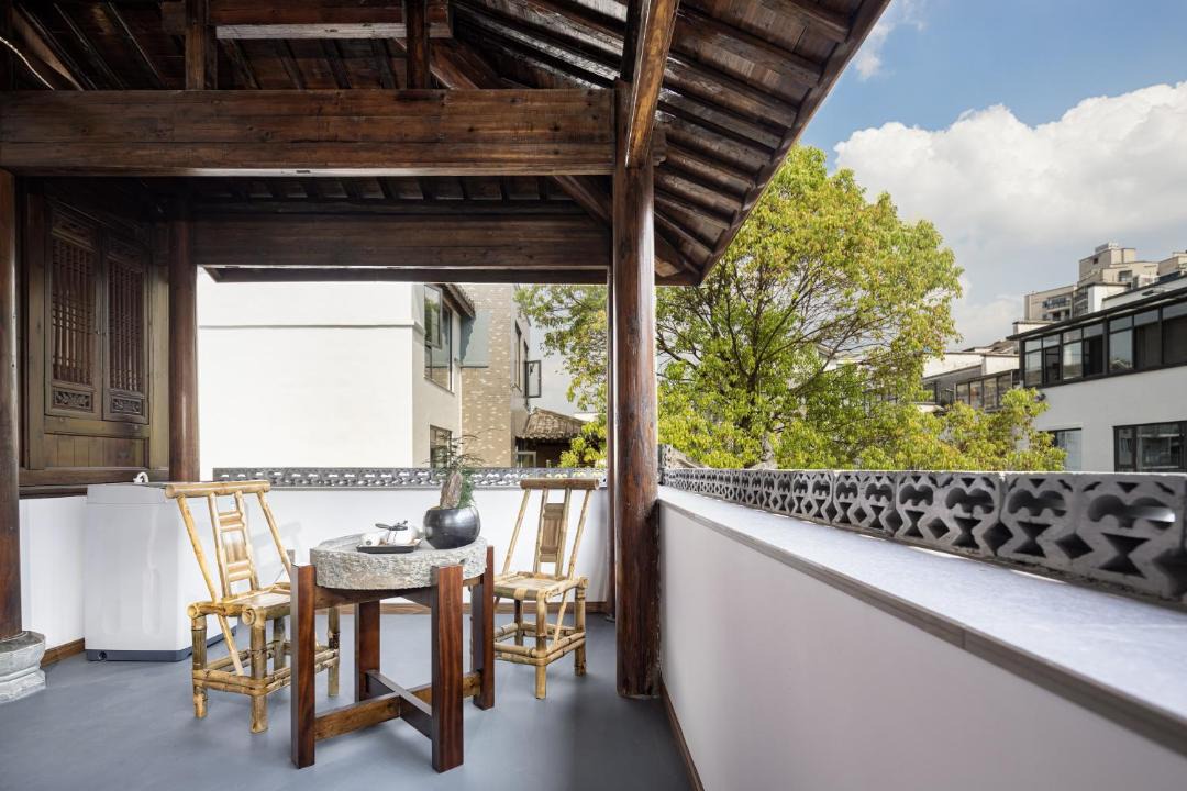 Photo of Patio Balcony in Wuyuan