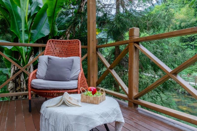 Photo of Patio Balcony in Yingjing County