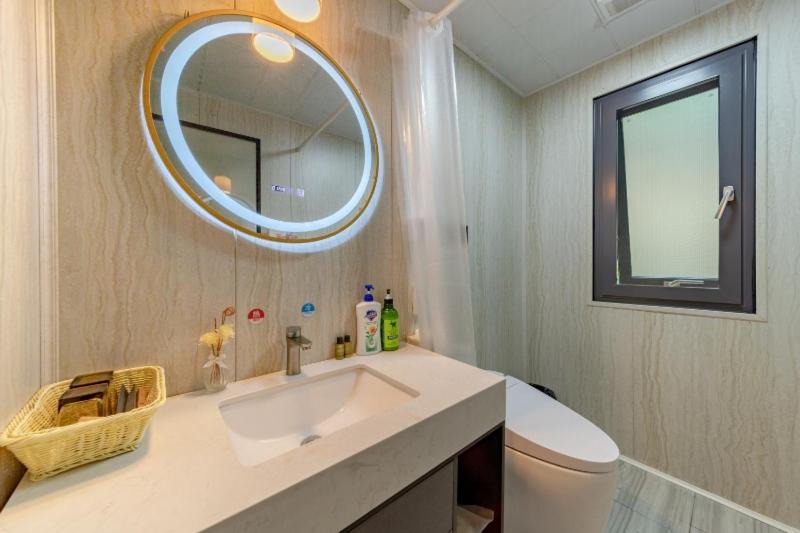 Photo of Bathroom in Yingjing County