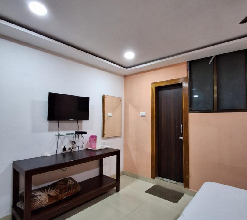 Photo of Bedroom in Sualkuchi