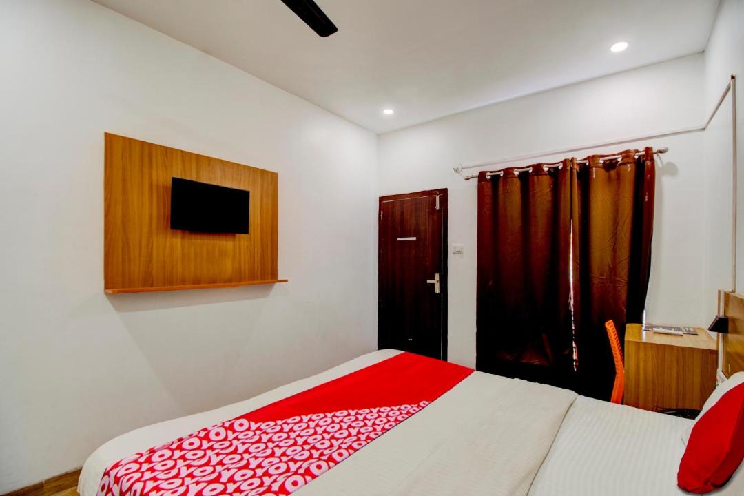Photo of Bedroom in Sualkuchi