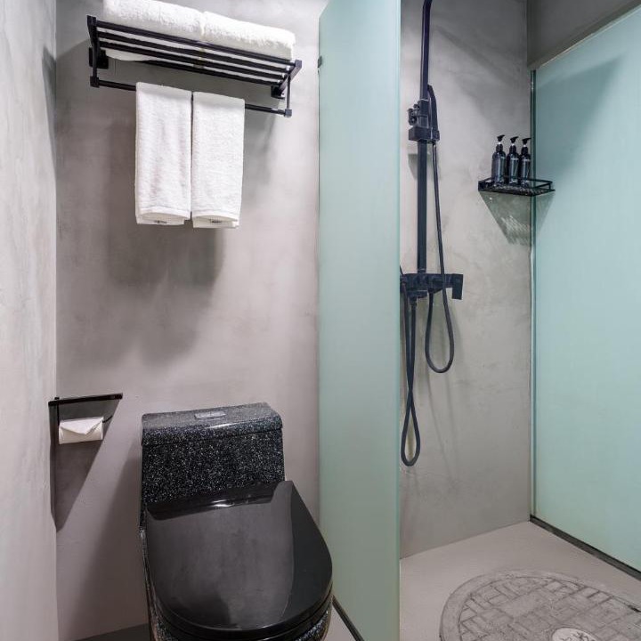 Photo of Bathroom in Emeishan