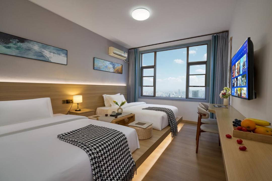 Photo of Bedroom in Emeishan