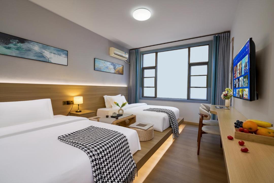 Photo of Bedroom in Emeishan