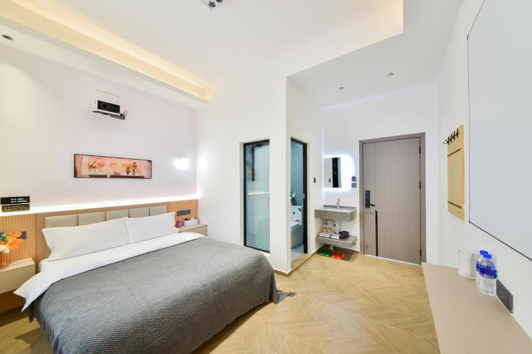 Photo of Bedroom in Dali Town
