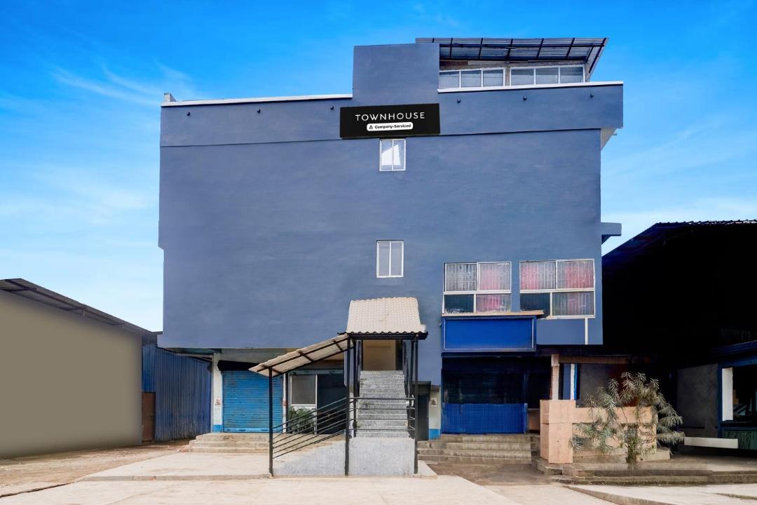 Photo of Buildings in Sualkuchi