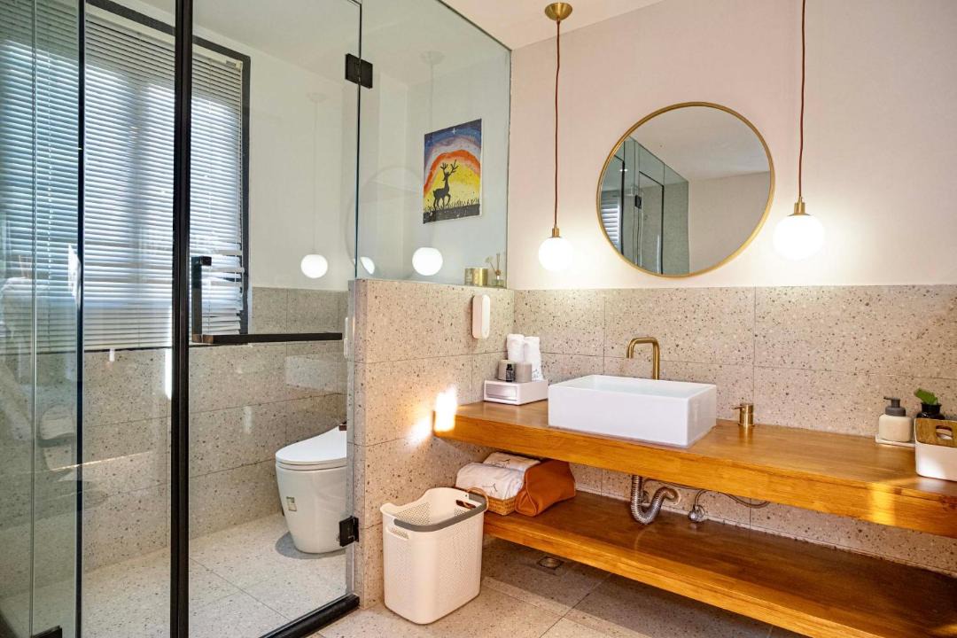Photo of Bathroom in Linhai