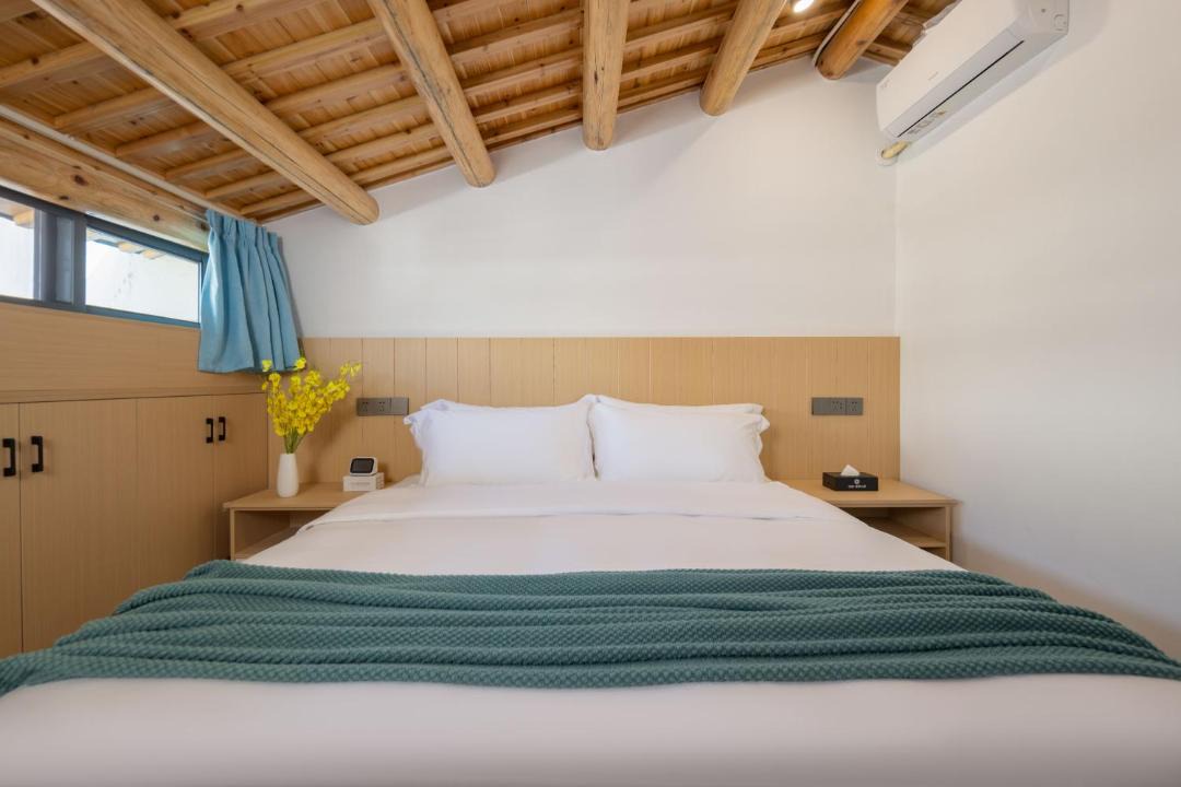Photo of Bedroom in Yi County