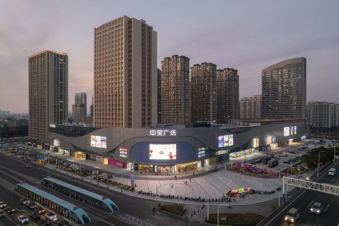 Photo of Buildings in Zhonglou Qu