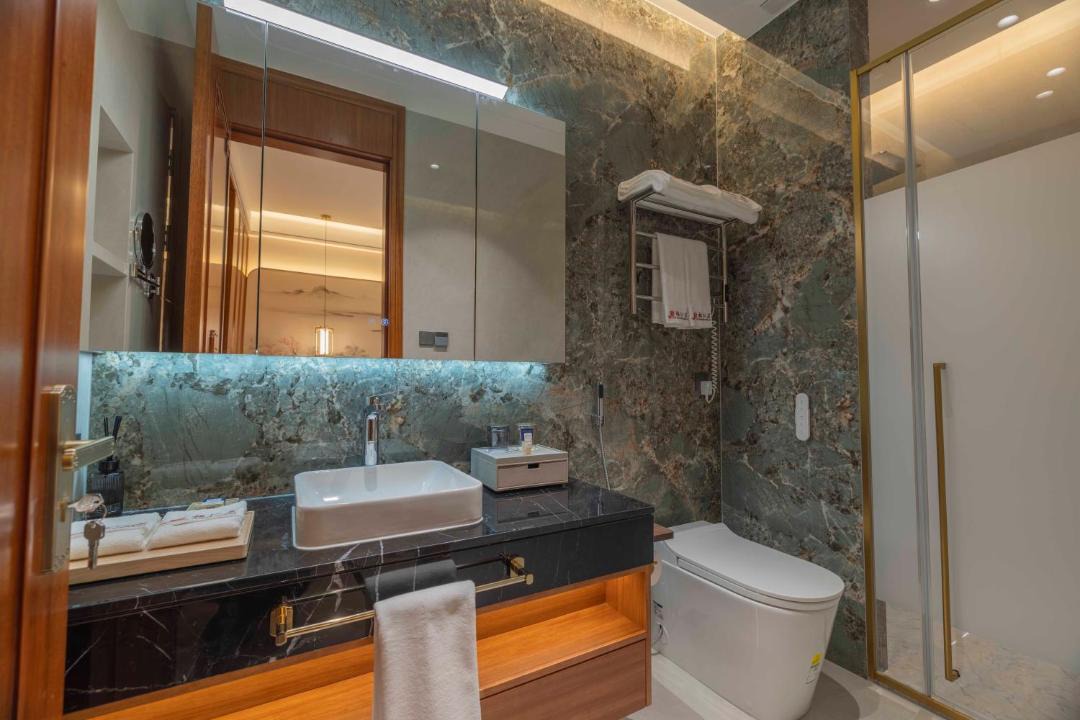 Photo of Bathroom in Datong City Center