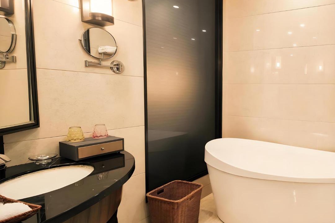Photo of Bathroom in Shangri-La