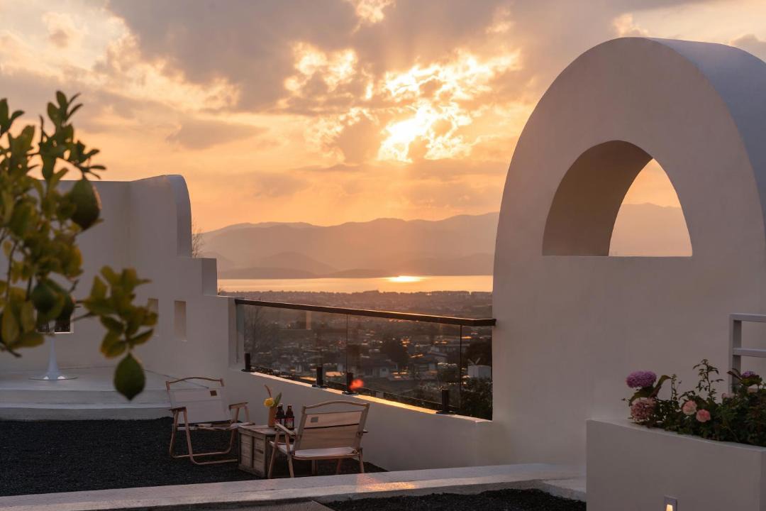 Photo of Patio Balcony in Dali Town