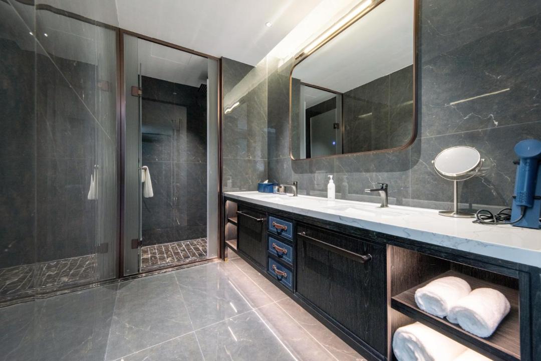 Photo of Bathroom in Jintai District