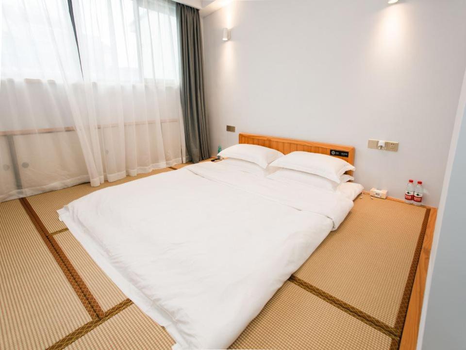 Photo of Bedroom in Suzhou Old Town