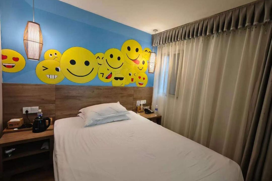 Photo of Bedroom in Xiantao