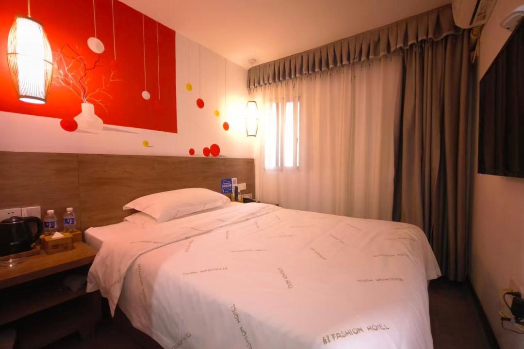 Photo of Bedroom in Xiantao