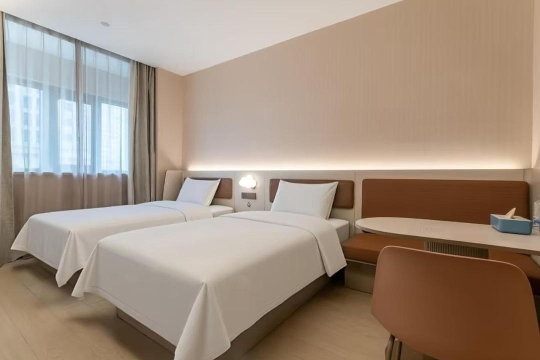 Photo of Bedroom in Yiwu